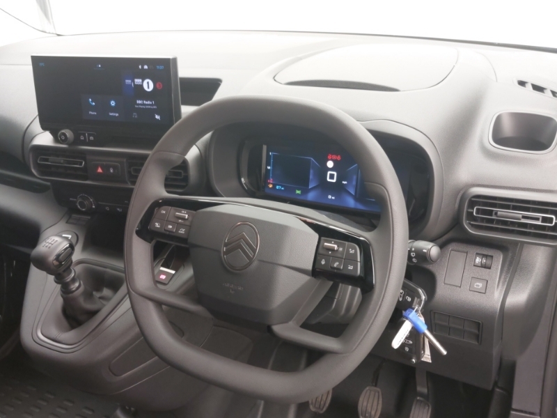Citroen Berlingo 1.5 D 130 Plus M Black #8