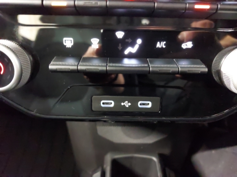 Dacia Spring 27Kwh Extreme 65 48Kw Red #16