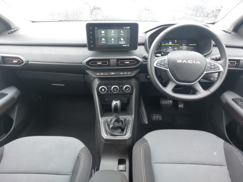 Dacia Jogger 1.6 Hev Extreme Green #3