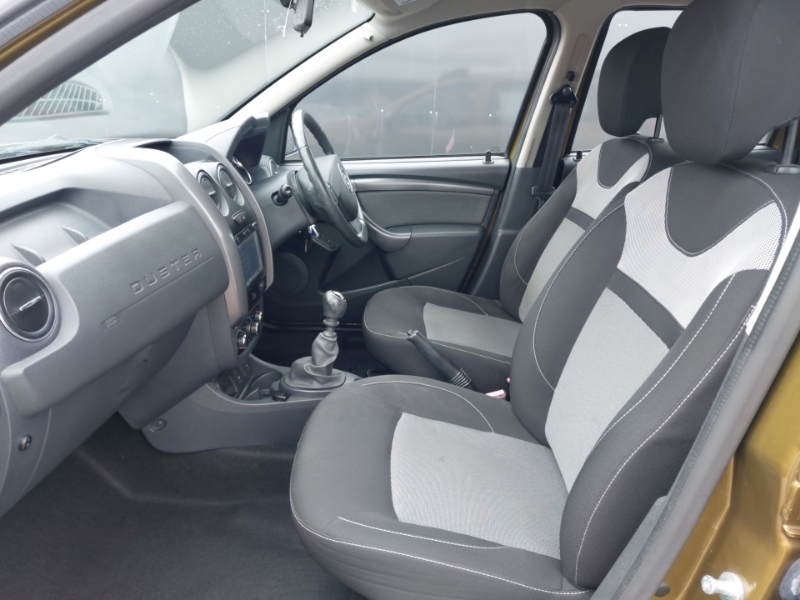 Dacia Duster 1.5 Dci 110 Prestige Green #5