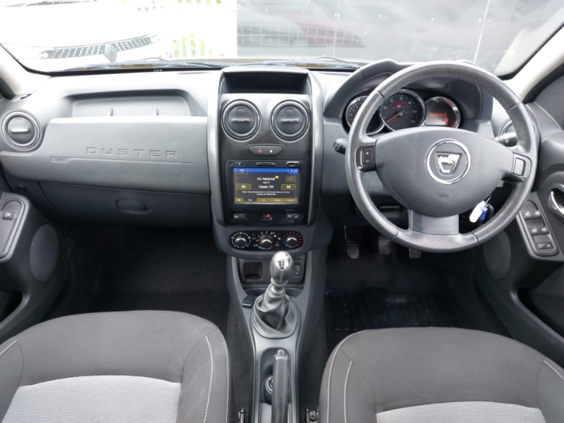 Dacia Duster 1.5 Dci 110 Prestige Green #3