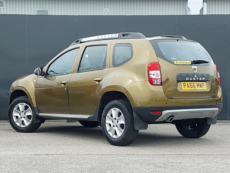 Dacia Duster 1.5 Dci 110 Prestige Green #2