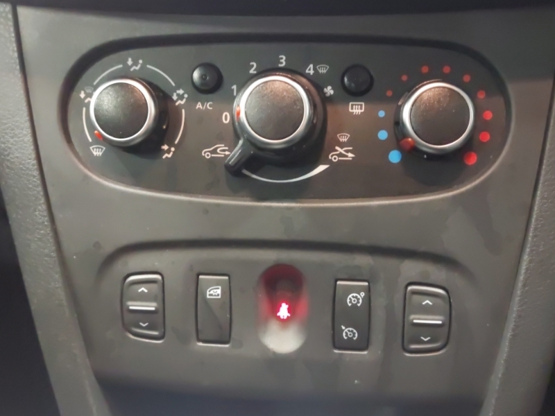 Dacia Sandero Stepway Tce Comfort Hatchback White #17