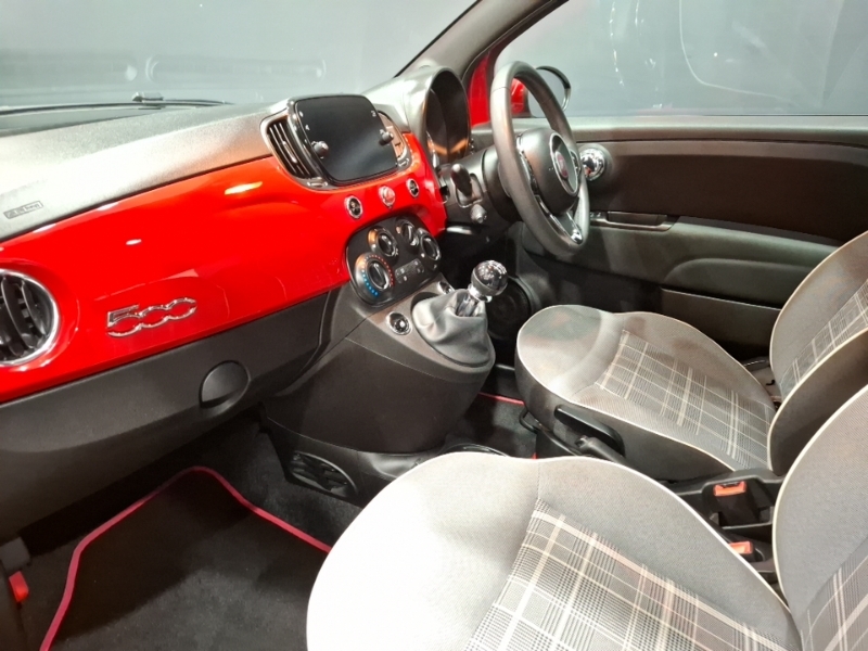 Fiat 500 1.0 Mild Hybrid Lounge Red #5