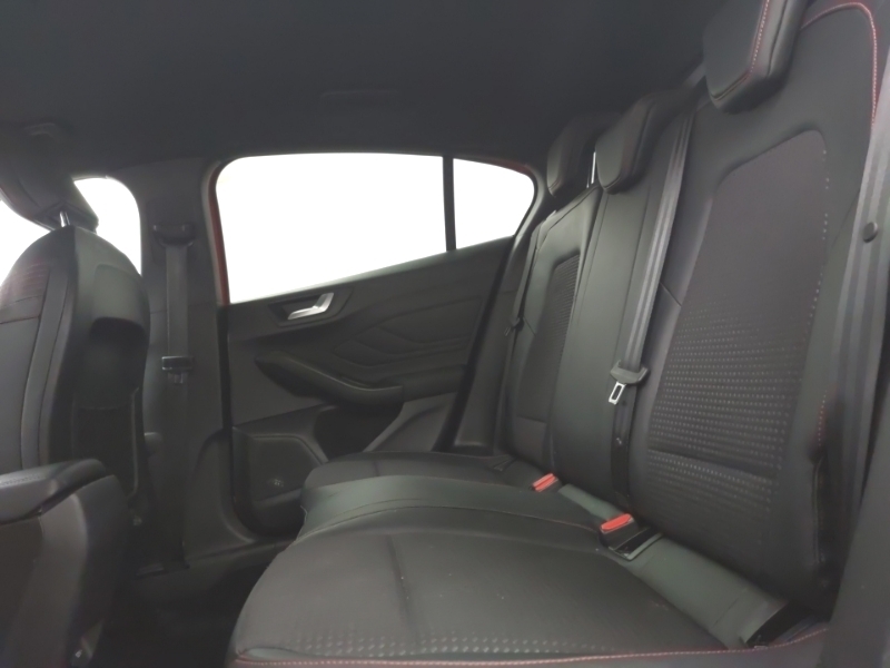 Ford Focus 1.0 Ecoboost 125 St-line X Red #6