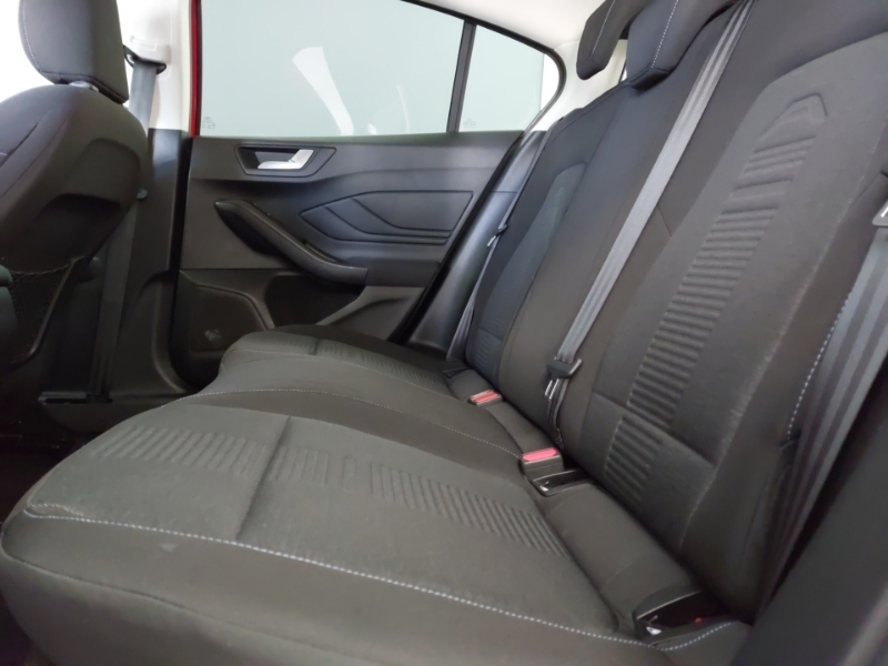 Ford Focus 1.0 Ecoboost 125 Active Edition Red #6