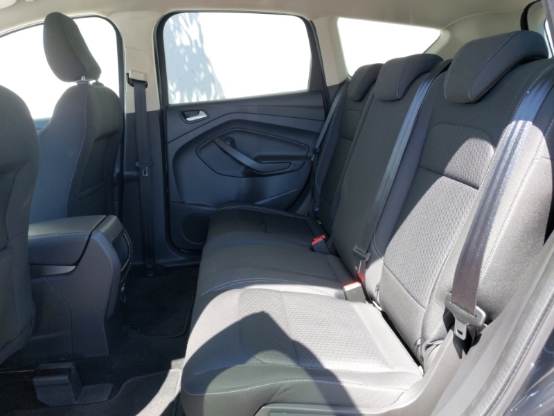 Ford Kuga Zetec Black #6
