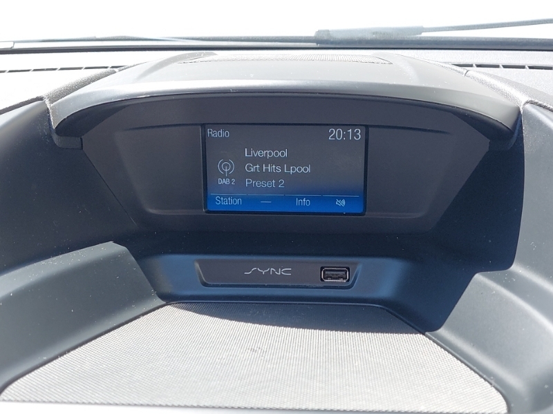 Ford Kuga Zetec Black #9
