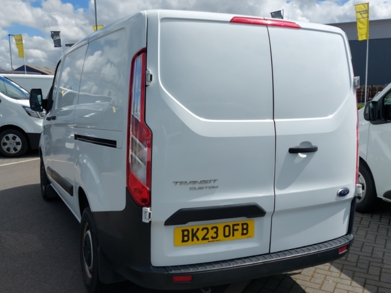 Ford Transit Custom 2.0 Ecoblue 130Ps Low Roof Leader Van White #2