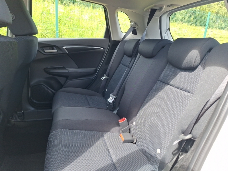 Honda Jazz 1.3 I-vtec Se White #6