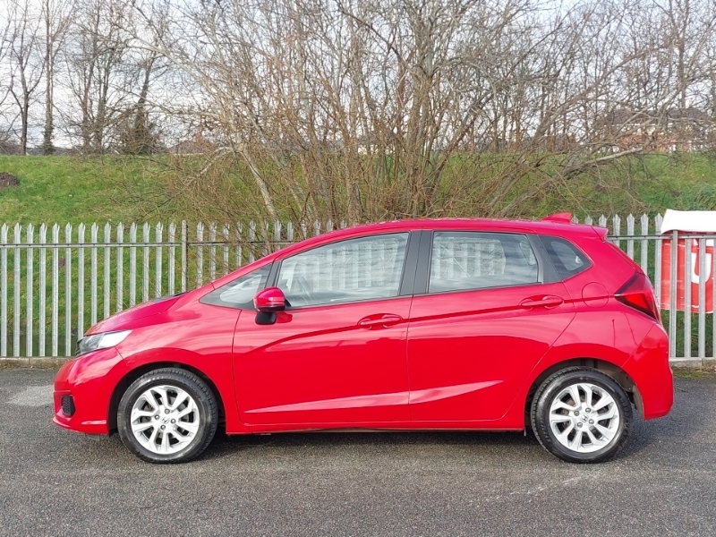 Honda Jazz 1.3 I-vtec Se Cvt Red #4