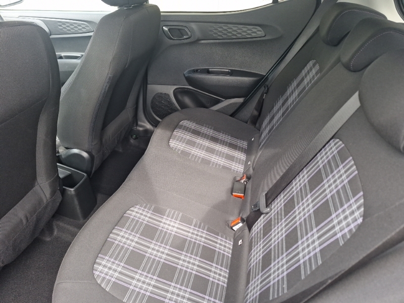 Hyundai I10 1.2 Mpi Premium Green #6