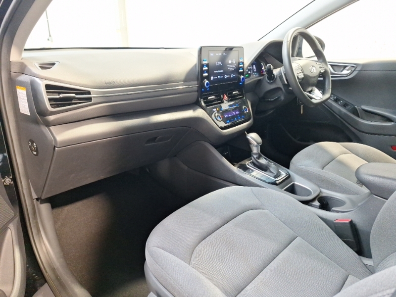 Hyundai Ioniq 1.6 Gdi Hybrid Se Connect Dct Black #5