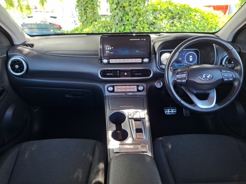 Hyundai Kona 100Kw Se Connect 39Kwh Red #3