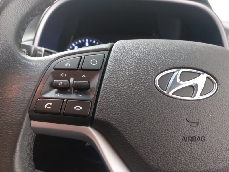 Hyundai Tucson Ultimate Black #12