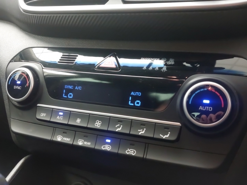 Hyundai Tucson Ultimate Black #15
