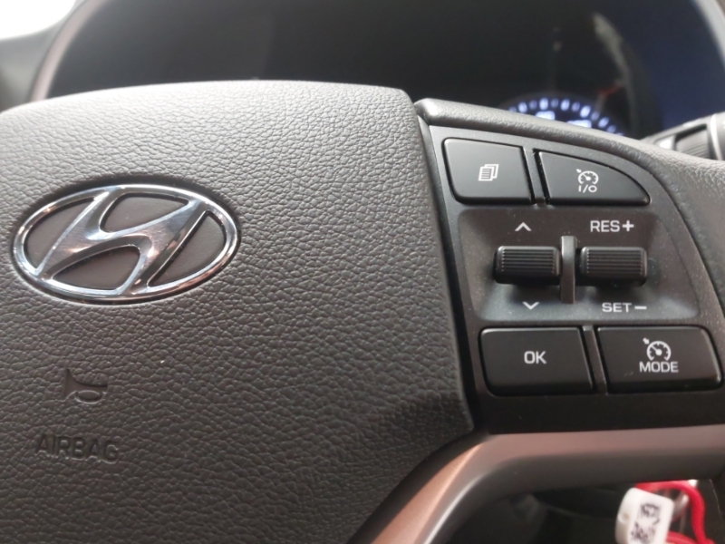 Hyundai Tucson Ultimate Black #13