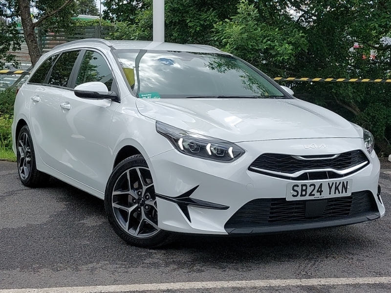Kia Ceed 1.5T Gdi Isg 138 3 Dct White
