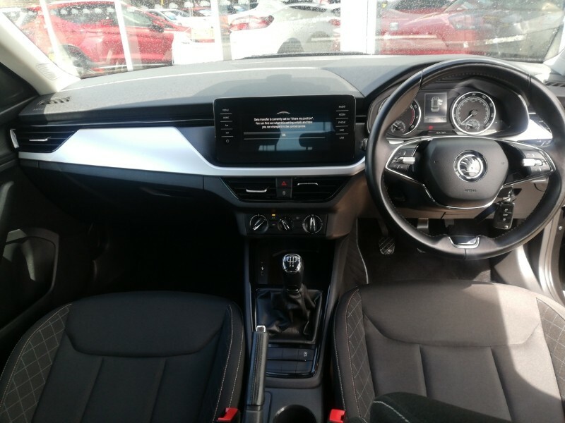 Skoda Kamiq 1.0 Tsi 95 Se Drive Black #3