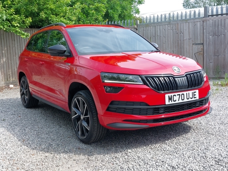 Skoda Karoq 1.5 Tsi Sport Line Dsg Red