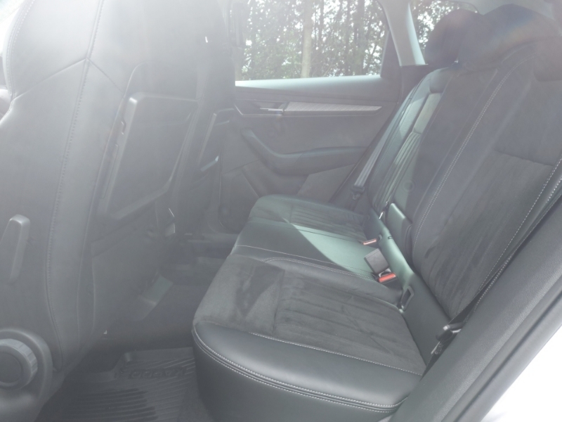 Skoda Karoq 1.5 Tsi Se L Dsg Silver #6