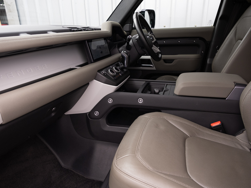 Land Rover Defender 110 3.0 D250 Xs Edition 110 Black #5