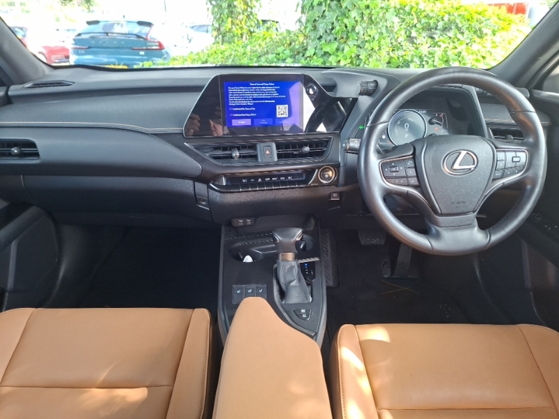 Lexus UX 250H 2.0 F-sport Design Cvt Green #3