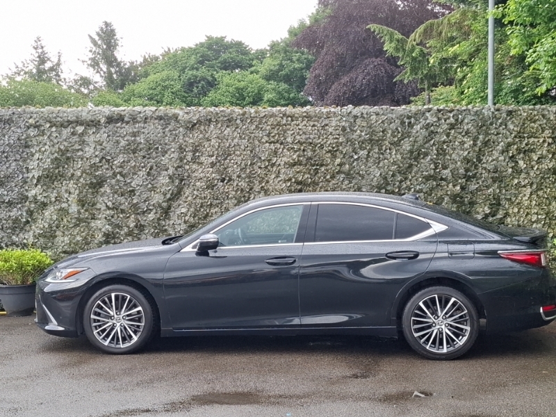 Lexus ES 300H 2.5 Cvt Black #4