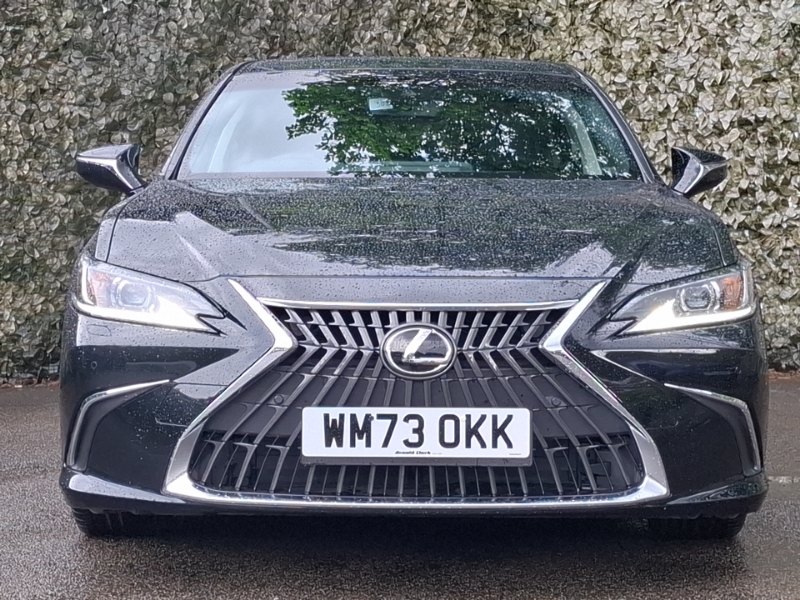 Lexus ES 300H 2.5 Cvt Premium Edition Red #14