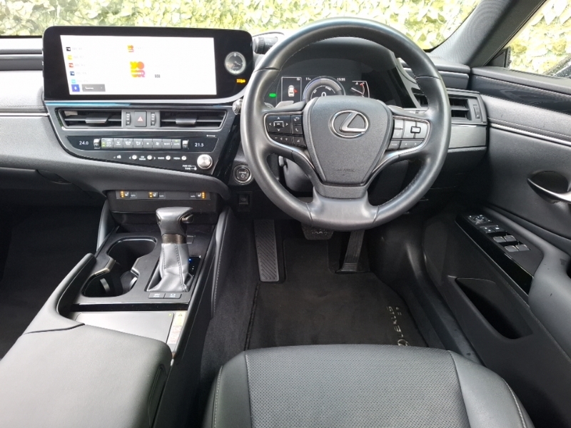 Lexus ES 300H 2.5 Cvt Premium Edition Red #8