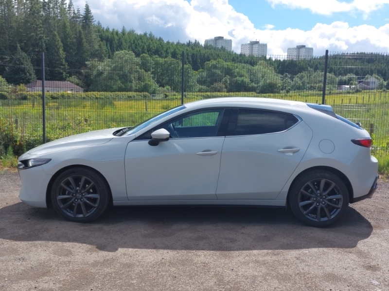 Mazda 3 2.5 E-skyactiv G Mhev 140 Exclusive-line White #4