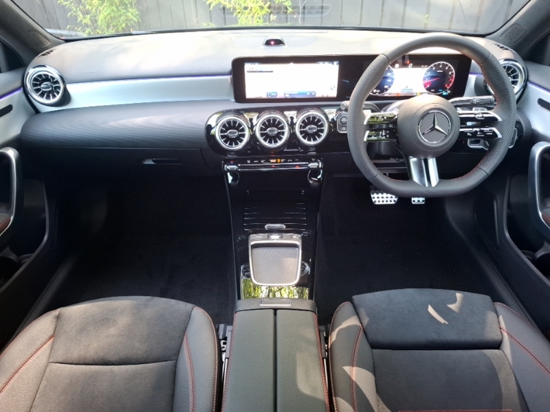 Mercedes-Benz A Class A200 Amg Line Executive Black #3