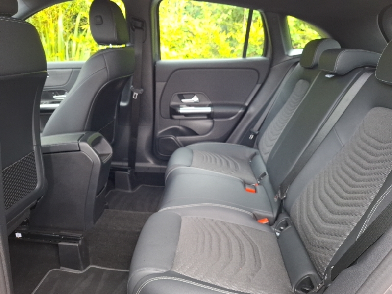 Mercedes-Benz GLA Class Gla 180 Sport Edition Grey #6