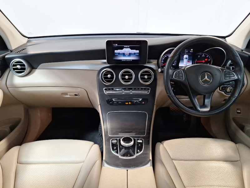 Mercedes-Benz GLC Class Glc 220D 4Matic Sport Premium 9G-tronic Grey #3
