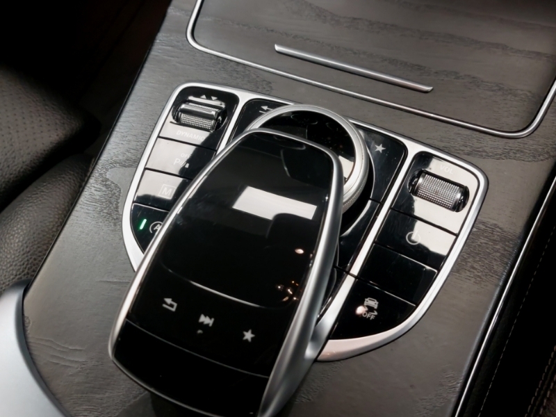 Mercedes-Benz GLC Class White #17