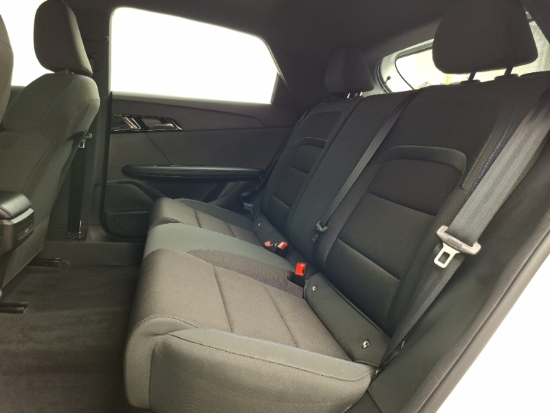MG MG4 125Kw Se Ev 51Kwh White #6