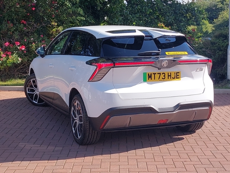 MG MG4 150Kw Trophy Ev Long Range 64Kwh White #2
