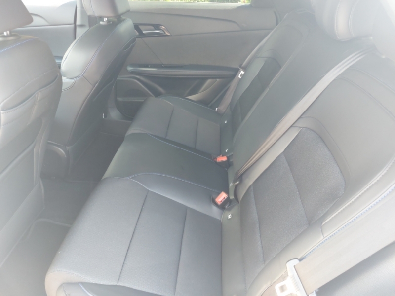 MG MG4 150Kw Trophy Ev Long Range 64Kwh White #6