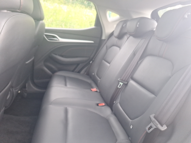 MG ZS 1.0T Gdi Exclusive Black #6