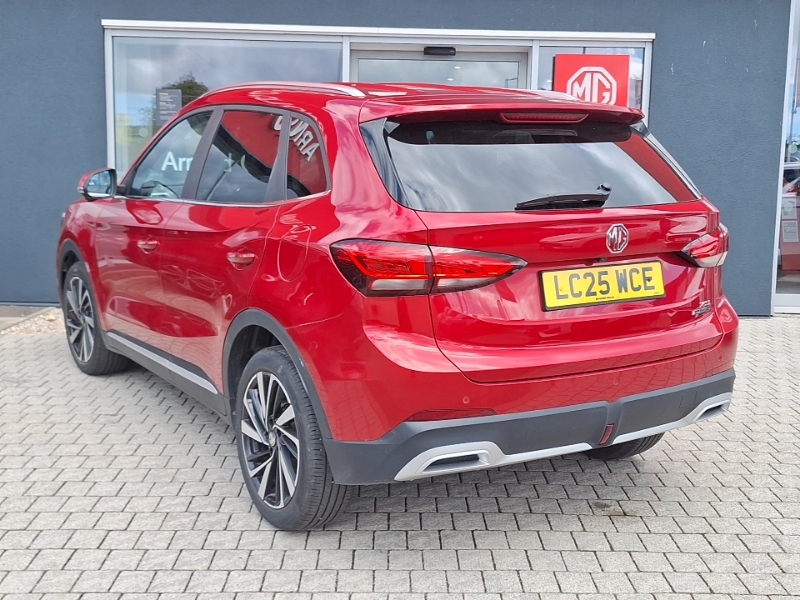 MG ZS 1.5 Hybrid Trophy Red #2
