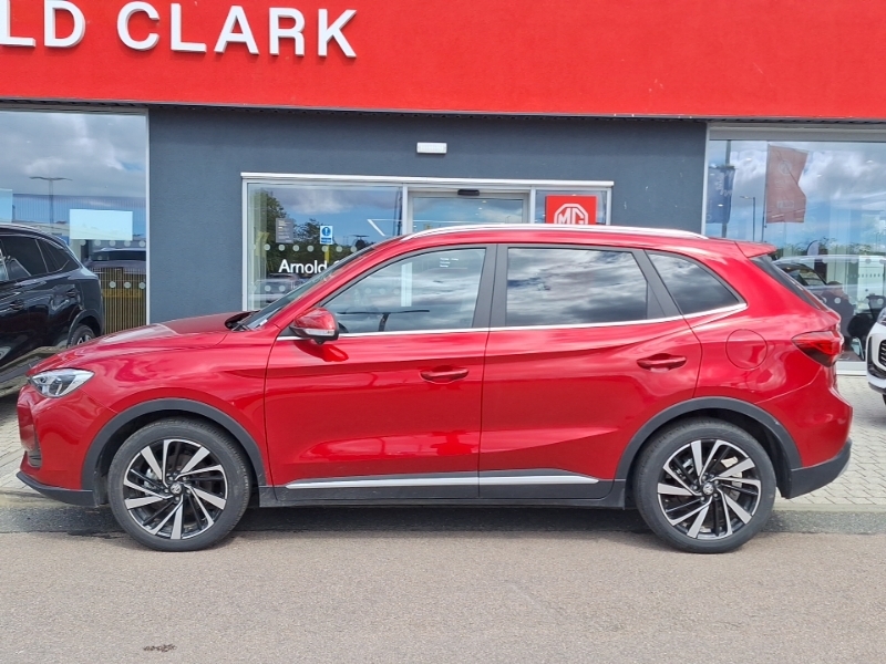 MG ZS 1.5 Hybrid Trophy Red #4