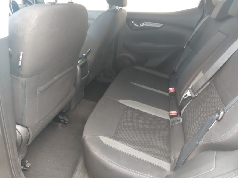 Nissan Qashqai 1.3 Dig-t 160 Acenta Premium Silver #6