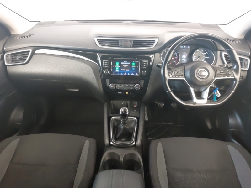 Nissan Qashqai 1.3 Dig-t 160 Acenta Premium Silver #3