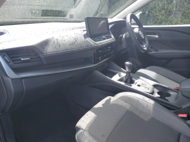 Nissan Qashqai 1.3 Dig-t Mh N-connecta Glass Roof SM25ZCK Silver #5