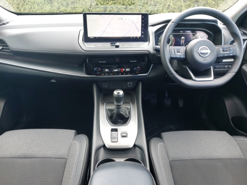 Nissan Qashqai 1.3 Dig-t Mh N-connecta Glass Roof SM25ZCK Silver #3