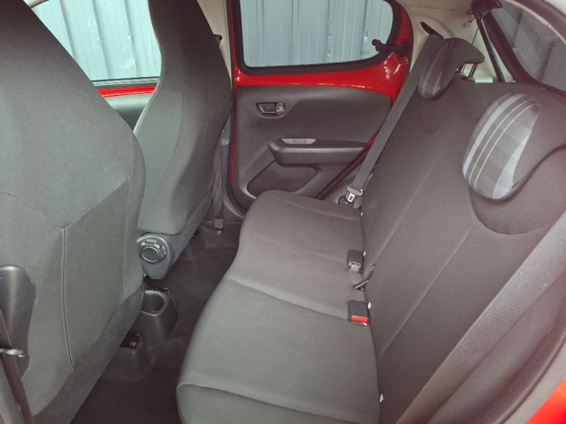 Peugeot 108 1.0 72 Allure Red #6