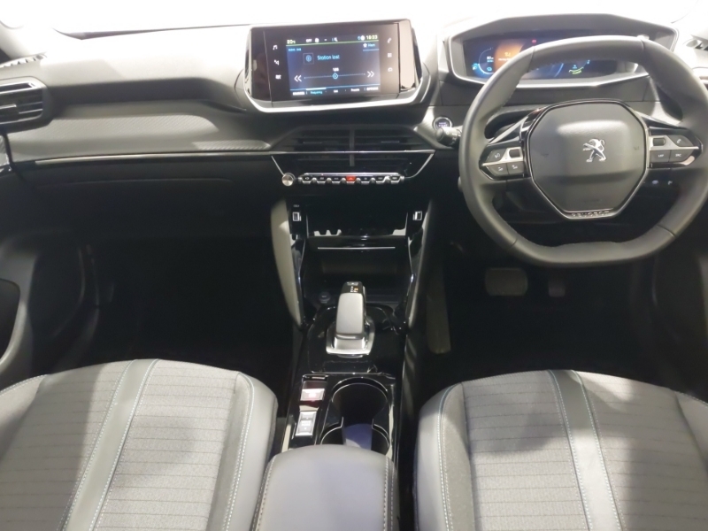 Peugeot e-2008 100Kw Allure Premium 50Kwh Blue #3