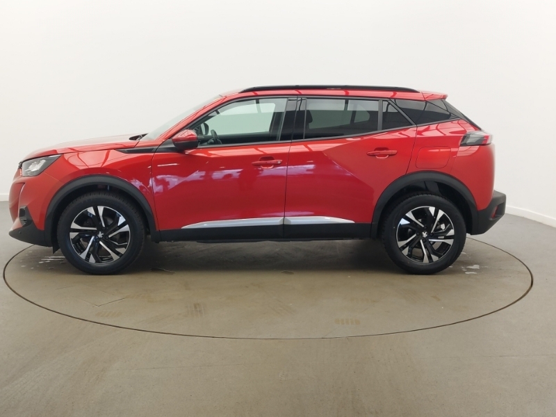 Peugeot 2008 1.2 Puretech Allure Premium Red #4