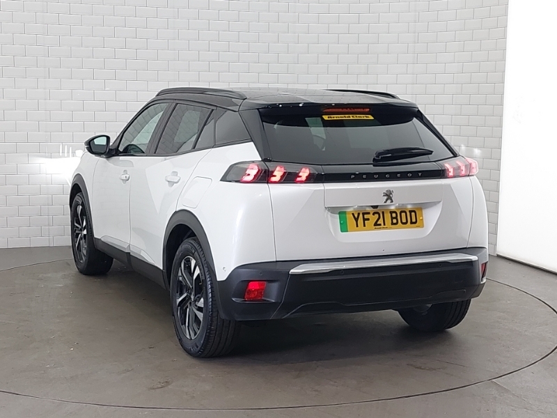 Peugeot e-2008 100Kw Gt 50Kwh White #2