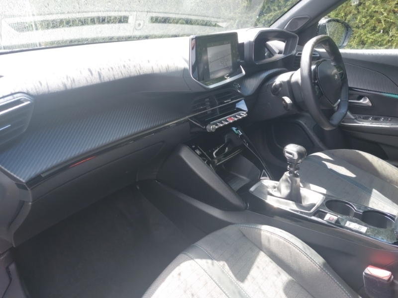 Peugeot 2008 1.2 Puretech Allure Premium Grey #5
